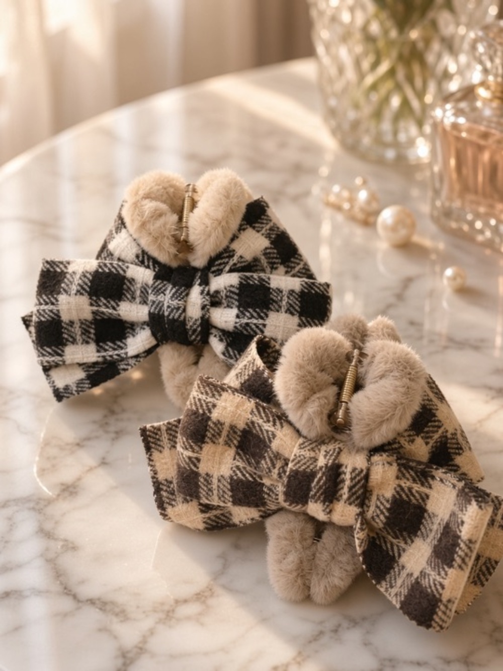 Fluffy hair clips with Bow ( set of 2) Elegant
New Boutique
